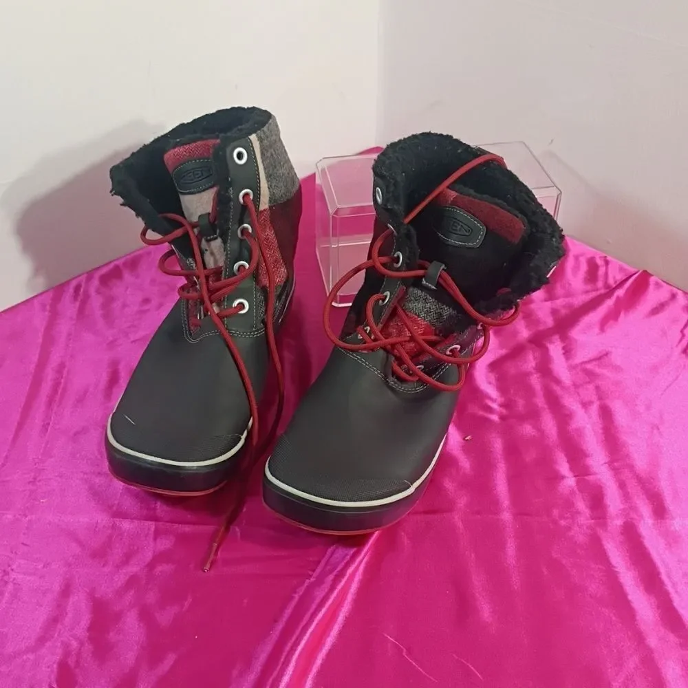Keen woman sz